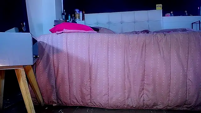 bellatrixx 69 online show from 10/09/25, 11:30