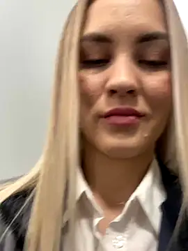 DreamGirl-777 online show from 12/02/24, 04:20