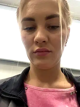 DreamGirl-777 online show from 12/04/24, 07:28