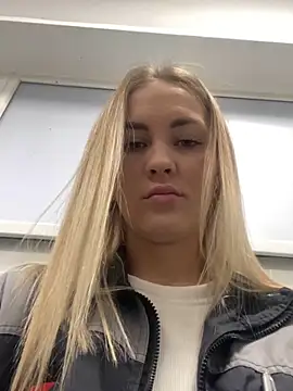 DreamGirl-777 online show from 12/05/24, 04:42