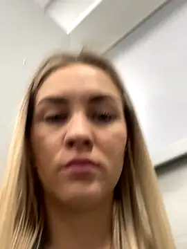 DreamGirl-777 online show from 12/06/24, 04:25