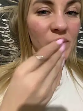 DreamGirl-777 online show from 12/06/24, 02:49