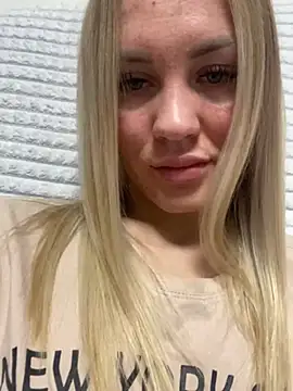 DreamGirl-777 online show from 12/16/24, 08:52