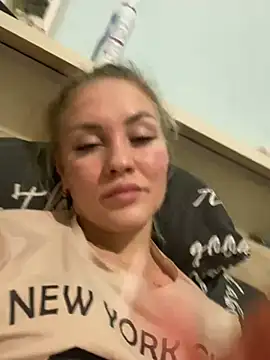 DreamGirl-777 online show from 12/17/24, 06:20