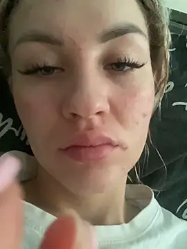 DreamGirl-777 online show from 12/19/24, 08:23