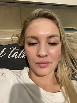 DreamGirl-777 online show from 12/19/24, 04:57