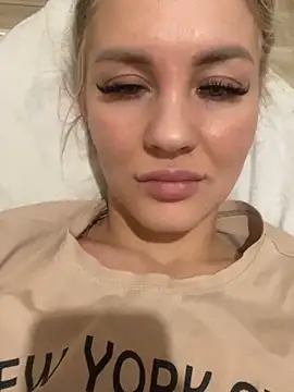 DreamGirl-777 online show from 01/07/25, 12:31