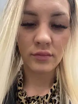 DreamGirl-777 online show from 02/10/25, 04:08