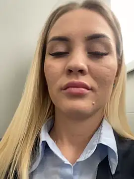 DreamGirl-777 online show from 03/18/25, 09:09