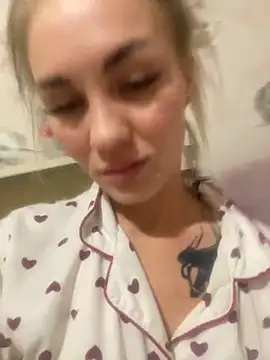 DreamGirl-777 online show from 09/28/25, 07:52