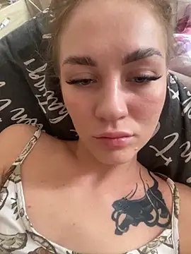 DreamGirl-777 online show from 10/04/25, 12:03