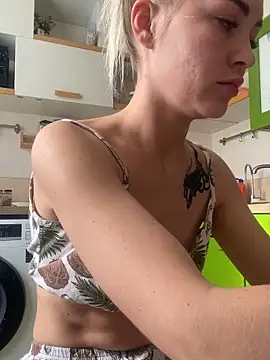 DreamGirl-777 online show from 10/06/25, 08:23