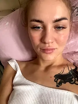 DreamGirl-777 online show from 11/03/25, 09:10