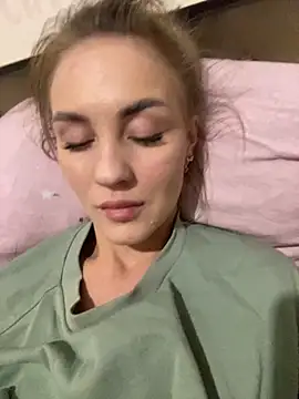 DreamGirl-777 online show from 11/21/25, 01:32