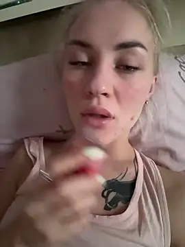 DreamGirl-777 online show from 12/02/25, 09:36