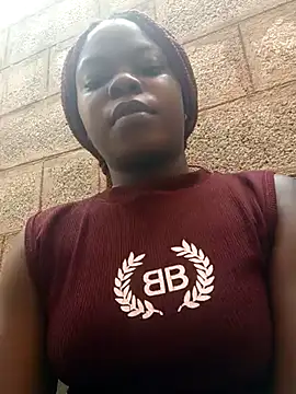 Snapshot of Sarie_sho chatting on 03/02/25, 06:16 Sarie sho online show from 03/02/25, 06:16