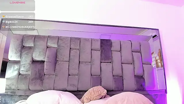 Chloe evans   online show from 02/08/25, 02:38