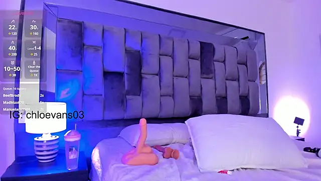 Chloe evans   online show from 03/02/25, 05:36