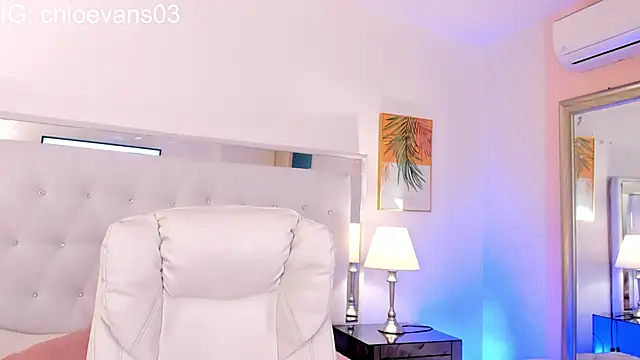 Chloe evans   online show from 01/16/26, 11:36