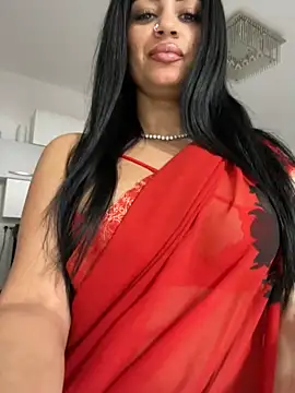 Snapshot of _adelle chatting on 03/01/25, 10:02 adelle online show from 03/01/25, 10:02