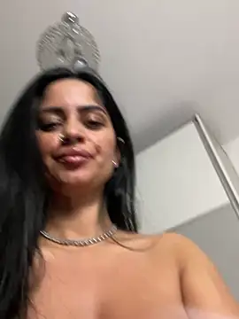 Snapshot of _adelle chatting on 03/14/25, 06:07 adelle online show from 03/14/25, 06:07