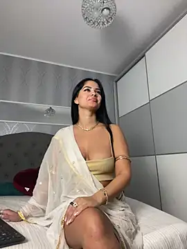 Snapshot of _adelle chatting on 09/27/25, 11:59 adelle online show from 09/27/25, 11:59