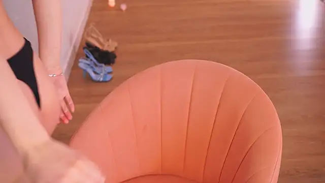 hereandnows  online show from 02/21/25, 07:12