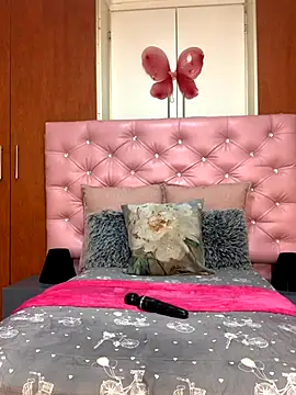 VeryGoodBadGirl1 online show from 11/30/25, 08:51