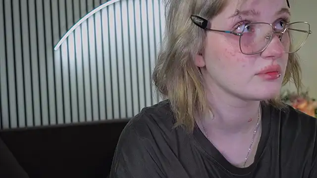 ELLIEJAY online show from 03/25/26, 05:13