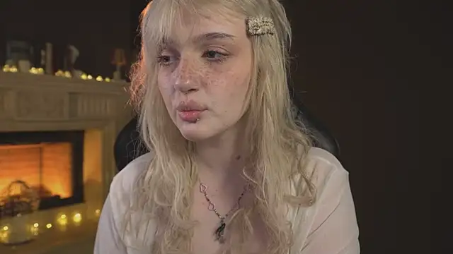 ELLIEJAY online show from 07/17/26, 05:36