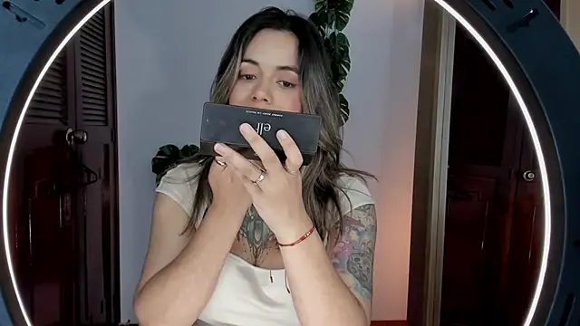 yandracelisofficial online show from 03/06/25, 05:14