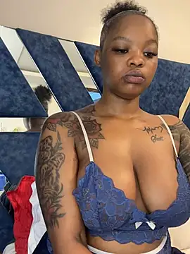 SexxyLunar online show from 04/15/26, 01:34