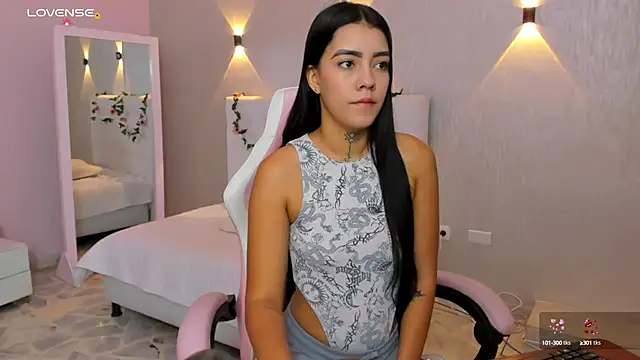 miagomezweb1 online show from 02/08/25, 12:39