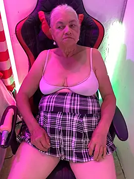 Grandma Mature23 online show from 03/06/25, 06:37