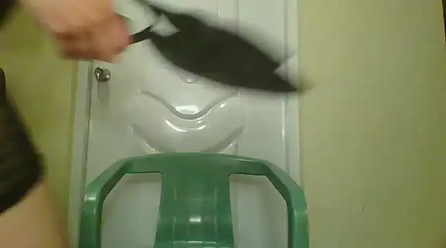 Snapshot of the_geisha_2021k chatting on 03/11/25, 11:04 the geisha 2021k online show from 03/11/25, 11:04