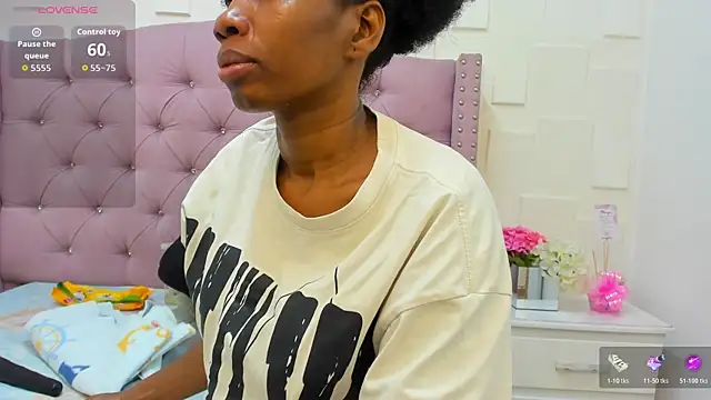 MonicaSchwartz online show from 11/12/25, 08:52