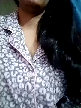 Snapshot of Ankita202 chatting on 02/15/25, 04:25 Ankita202 online show from 02/15/25, 04:25