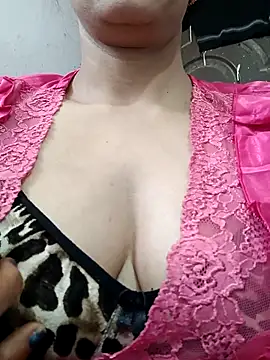 Snapshot of Ankita202 chatting on 11/27/25, 07:43 Ankita202 online show from 11/27/25, 07:43