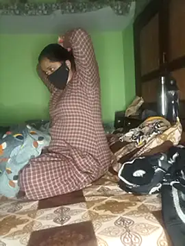 Nkumar173 online show from 12/14/24, 04:42