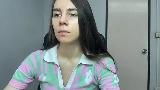 Snapshot of SassyJessi chatting on 05/24/26, 04:17 SassyJessi online show from 05/24/26, 04:17