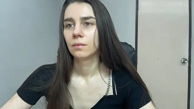 Snapshot of SassyJessi chatting on 06/19/26, 04:17 SassyJessi online show from 06/19/26, 04:17