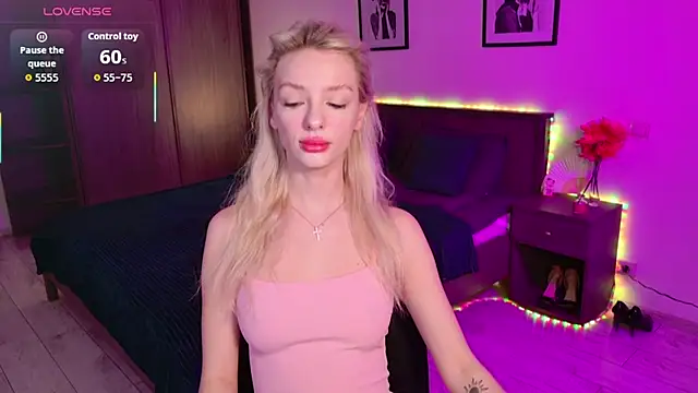 AleksaBlonde online show from 11/28/25, 05:54