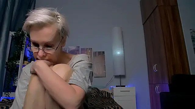 HelgaHimmell online show from 01/23/25, 07:00