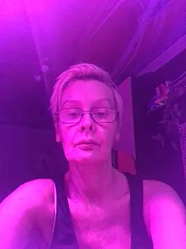 HelgaHimmell online show from 12/01/25, 01:05