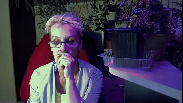 HelgaHimmell online show from 07/28/26, 08:45