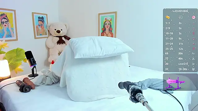 jasminnee  online show from 10/02/25, 01:07