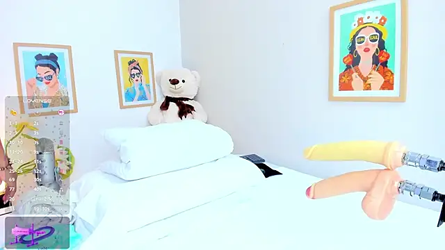 jasminnee  online show from 02/10/26, 01:59