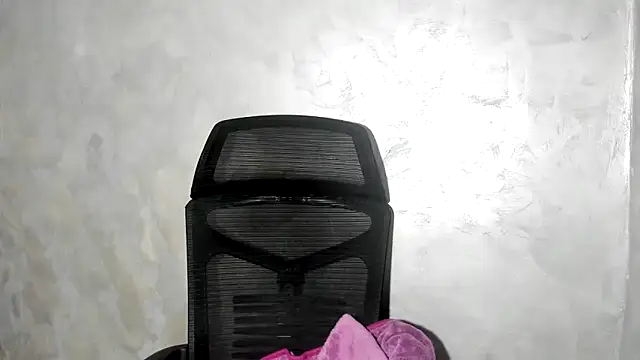 ANGELALEXYNO2024 online show from 05/15/26, 11:06
