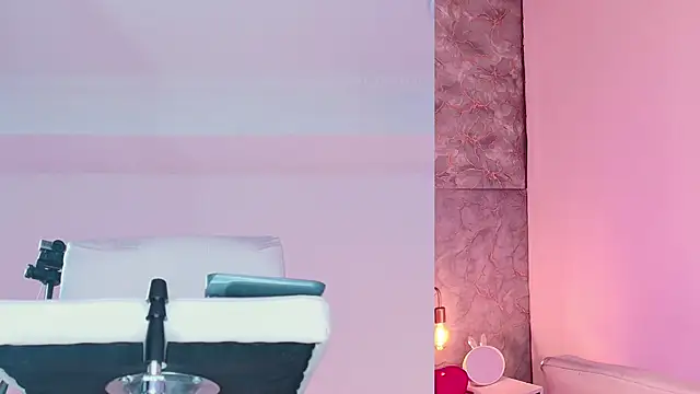 Snapshot of Angelst__ chatting on 11/28/25, 04:26 Angelst online show from 11/28/25, 04:26