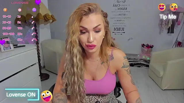 GlossyDiamondX online show from 03/24/26, 05:12